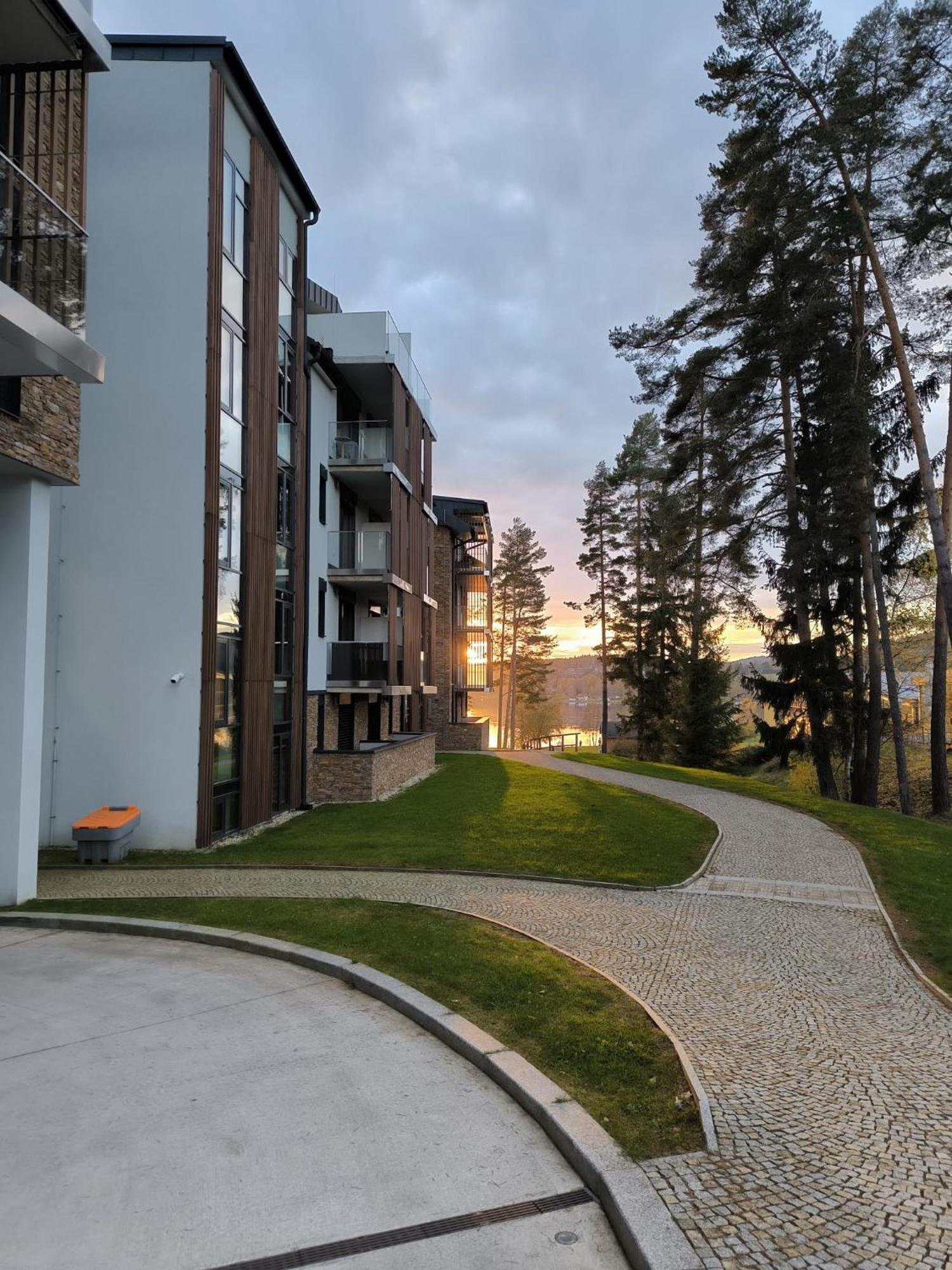 Molo Lipno Apartment Lipno nad Vltavou Luaran gambar