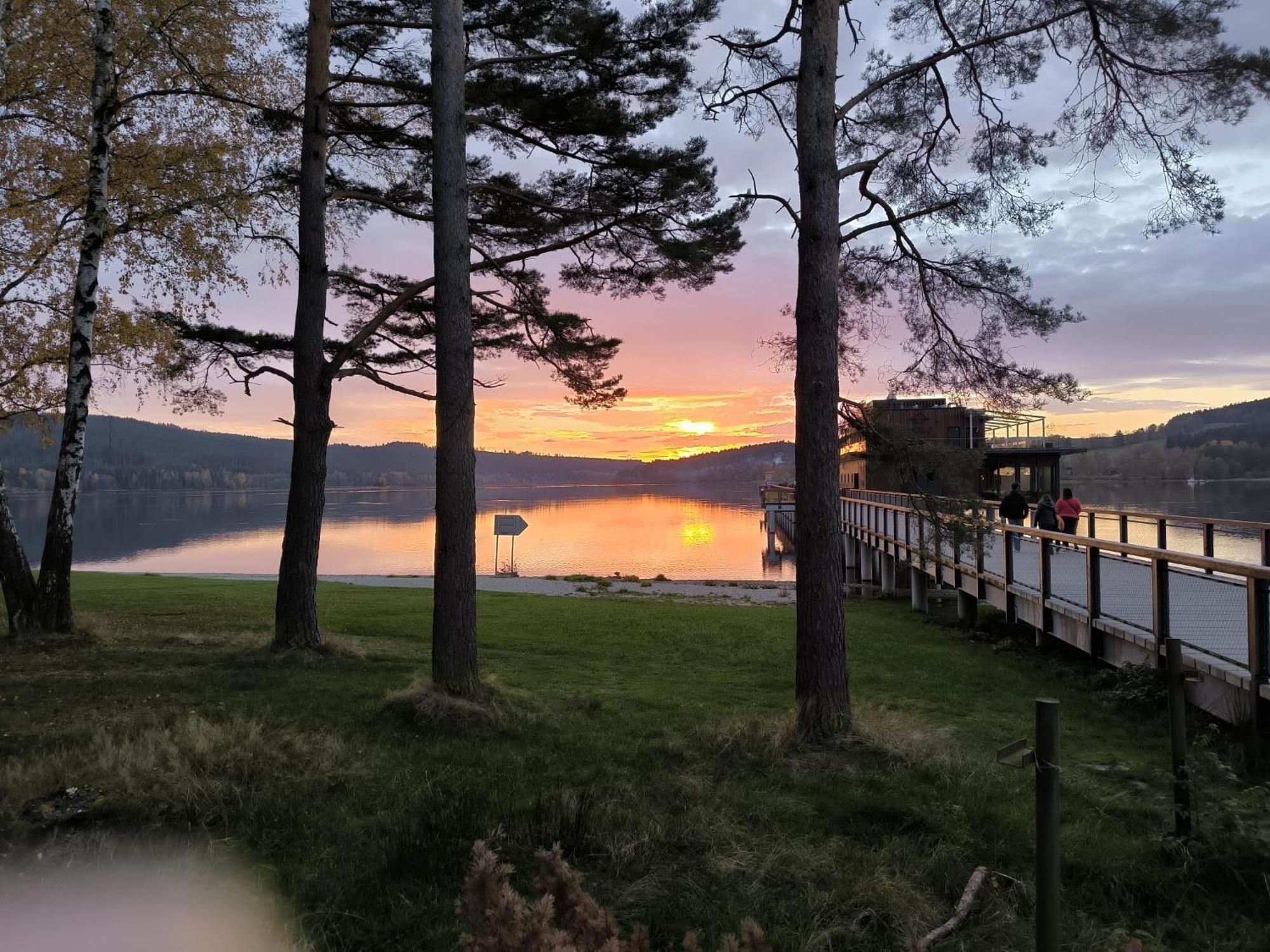 Molo Lipno Apartment Lipno nad Vltavou Luaran gambar